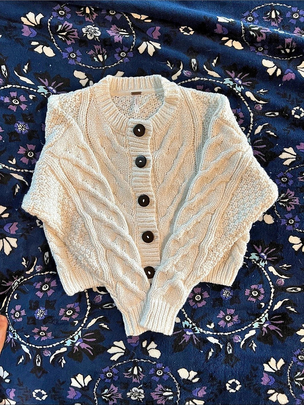 Free People Chunky Cable Cardigan in Cream/Soft White. Size Small.